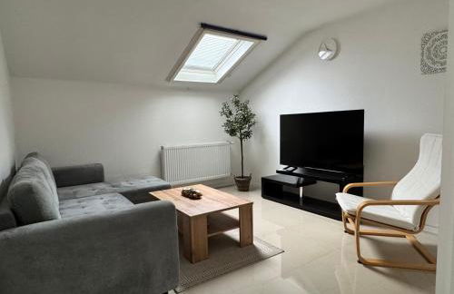 Eigentumswohnung in direkter Waldrandlage von Sandhausen - keine Handwerkerunterkunft! - Foto 1