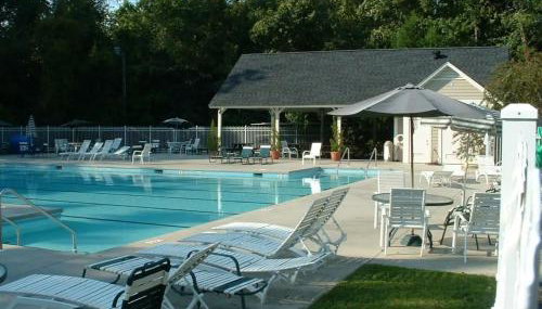 Country Haven - Hot Tub & Pool! Game Room, King Beds, Mins 2 dwtn - Foto 4