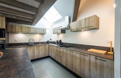 Duplex in Albiez-Montrond with balcony - Photo 20