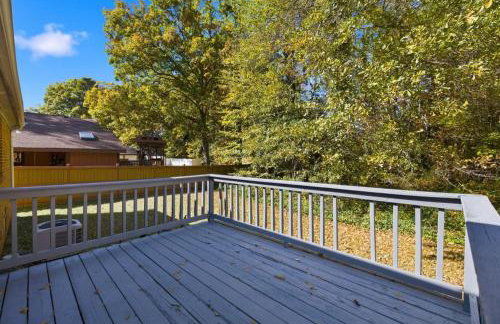 Next Stop! Comfort! 3 BR Near Amtrak Station! - Foto 31