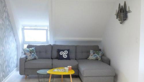 TY REFUGE 2 à 4 vacanciers Terrasse Plages et Commerces à pied Parking - Foto 5