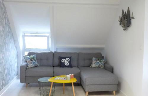 TY REFUGE 2 à 4 vacanciers Terrasse Plages et Commerces à pied Parking - Foto 5