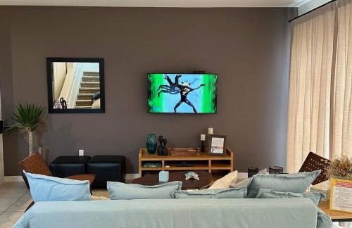 Gated Community With Private hot tub Near Disney!!! - Foto 7