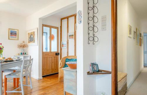 Chearsley Cottage - Photo 8