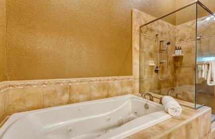 Luxe All-season Retreat by Avantstay Prime Location, Near Skiing - Foto 110