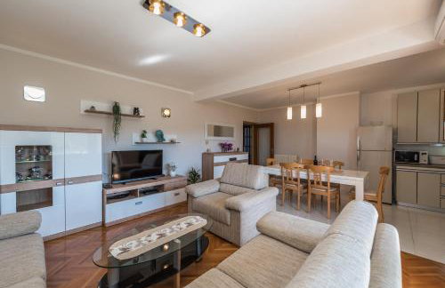 Stedi Apartment - Photo 4