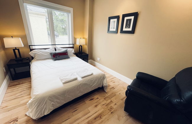 Chic Two Bedroom Downtown Condo - Foto 2