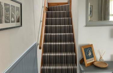 Seasalt Cottage - Modernised traditional cottage, Sleeps 5,short walk to beaches, town, amenities - Photo 17