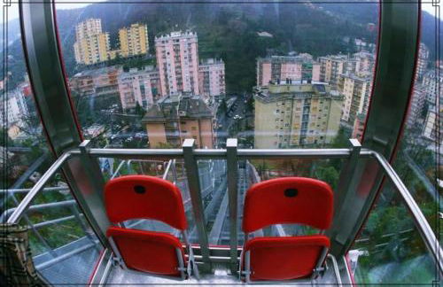 Overlooking Genoa - Foto 45