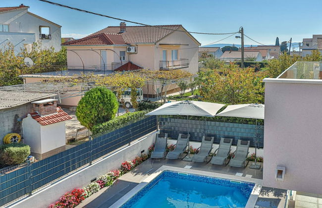 Expansive Retreat With Private Pool & Bbq, Near the Beach - Foto 42