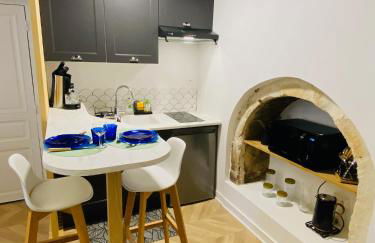 Le Studio Haslay SERAUCOURT en plein cœur de ville de BOURGES - Charme de l ancien et confort contemporain - Foto 3