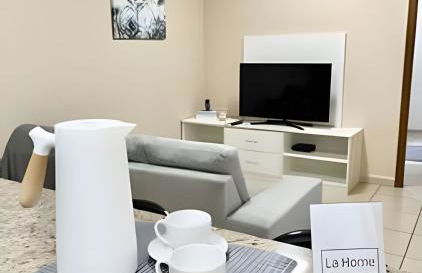 Flat espaçoso e com quintal na Zona Sul - Foto 6