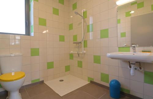 Gîte indépendant adapté PMR à Lonlay-l'Abbaye - FR-1-497-234 - Photo 20