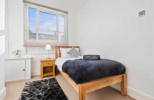 Wolverhampton Townhouse - 3BR - Business & Leisure guests - Foto 10