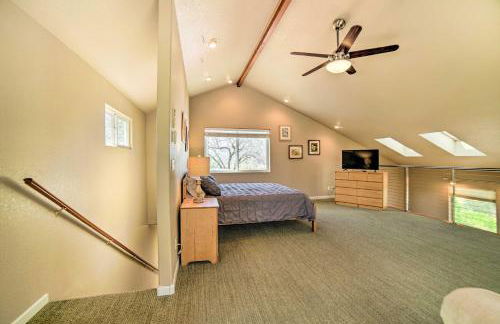 Hilltop Loft Ukiah Vacation Rental! - Photo 13