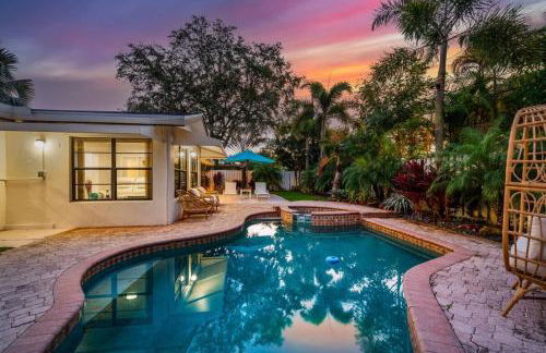 Tropical Getaway - Heated Pool & Patio Retreat - Foto 45