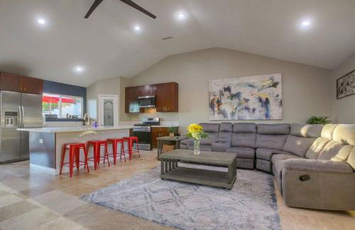 Large Pool Home on Two Acres with Views! - Foto 53