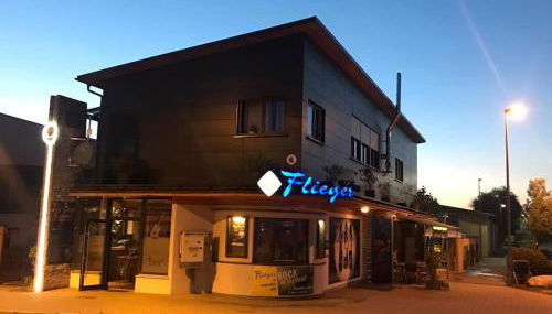 Musikbühne Flieger - das Konzept - Loften in einer Kneipe - Foto 1