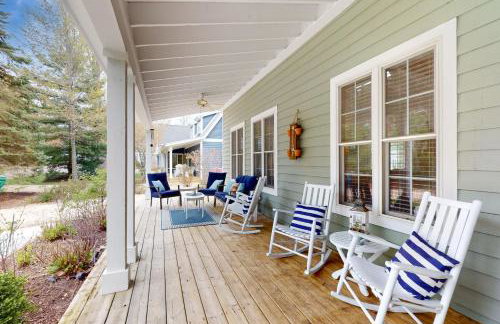 Seaglass Lakeshore Cottage - Foto 29