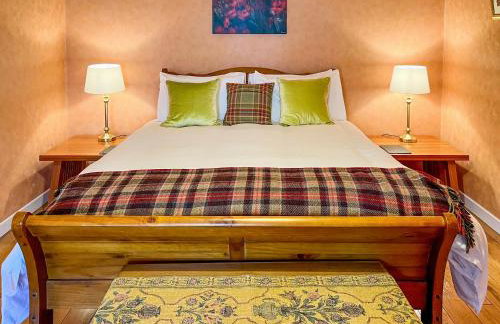 The Old Baron's Courthouse - Photo 9