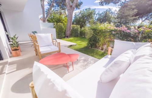 Bajo con Jardín en la Milla de Oro - Foto 1