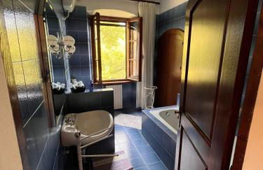 All'Acqua Santa, immersi nella natura - Foto 21