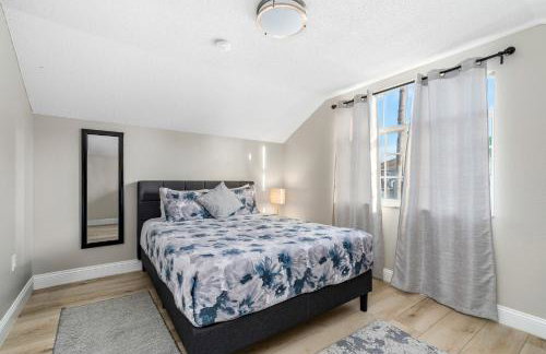 4BR w Heated Pool near Disney & Lake - Sleeps 10 - Foto 28