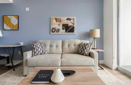 Landing Incredible 2BD Pool - Photo 2