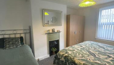 Ishara Apartment - Photo 3, wardrobe