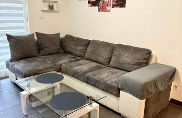 LeT2 Appartement Moderne avec Terrasse et Parking - Foto 5