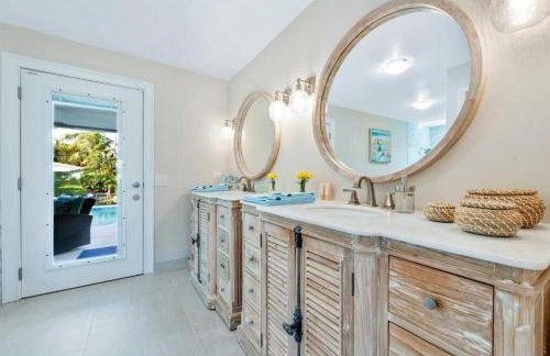 Waterfront Oasis w/ Pool Minutes to Downtown! - Foto 29