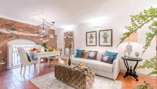 Casa Colosseum, A Million Dollar's View: the Lucca Colosseum. Luxury 1 bedroom 1 Bathroom Apartment - Foto 3