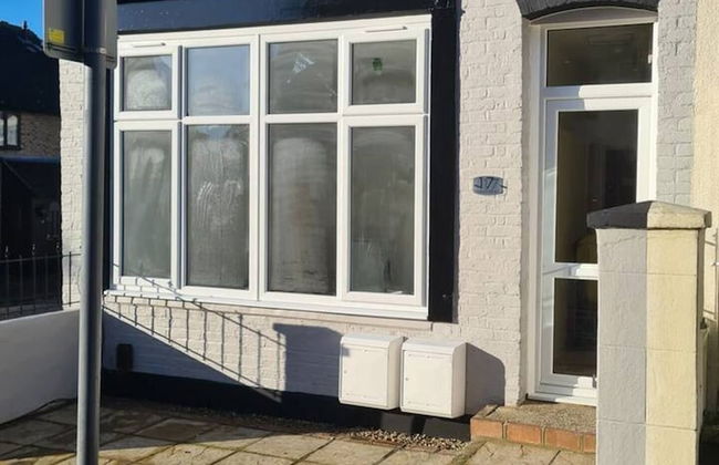 Inviting 3-bed Apartment in Southend-on-sea - Foto 29