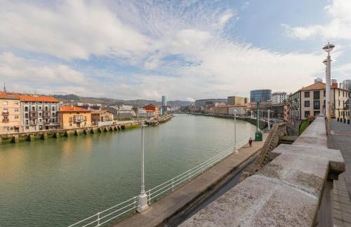 AkomodaT en apartamento luminoso junto al paseo de la ría - Foto 42