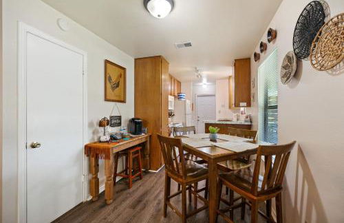 Hill Country Casita 3 minutes from Guadalupe River & Canyon Lake - Foto 8