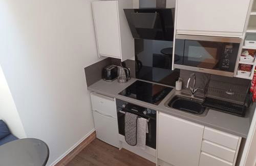 The Studio Loft - A cosy town centre apartment - Photo 27