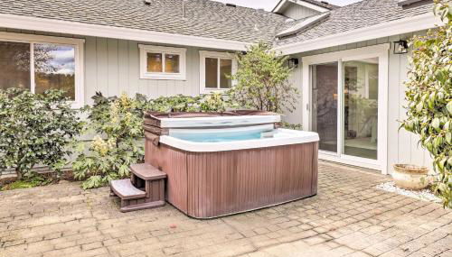 Peaceful Windsor Retreat with Private Hot Tub! - Foto 2