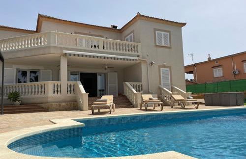 Schönes Ferienhaus Caesar mit großem Pool und Garten - Foto 48