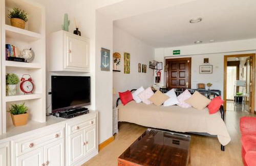 Casa de Las Flores - Apartamento con jardín privado frente a la Playa de Comillas - Foto 10