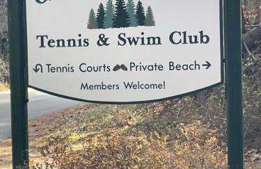 Secluded and Cozy Townhome at Tripp Lake - Foto 21