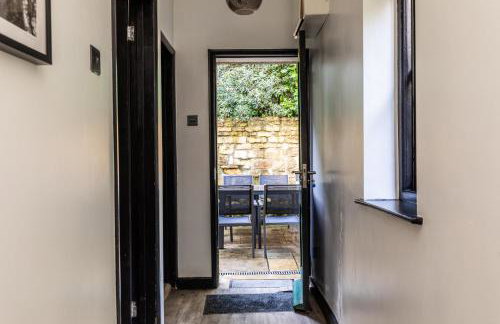 Locksbrook Lodge - Hot Tub - Spacious Outdoor Space - Photo 45