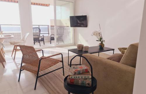 Malaga Sunshine Rentals - Beach Front Penthouse II - Fuengirola - Foto 7