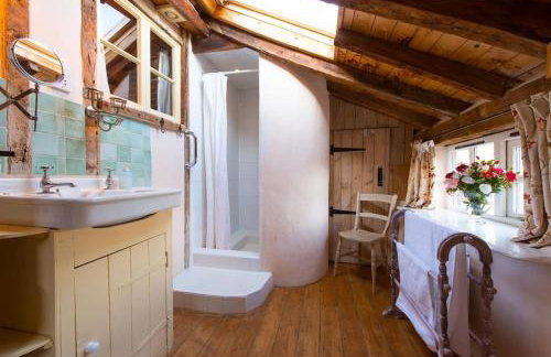 Orchard Cottage cosy rustic comfort just across the fields to a great Pub - Foto 14