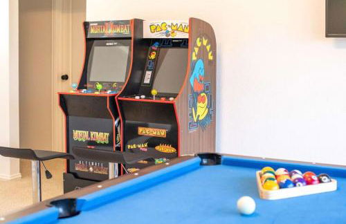 6BR 3,5BA Home Pool, Hot Tub, Game Room -16 Guests - Foto 32