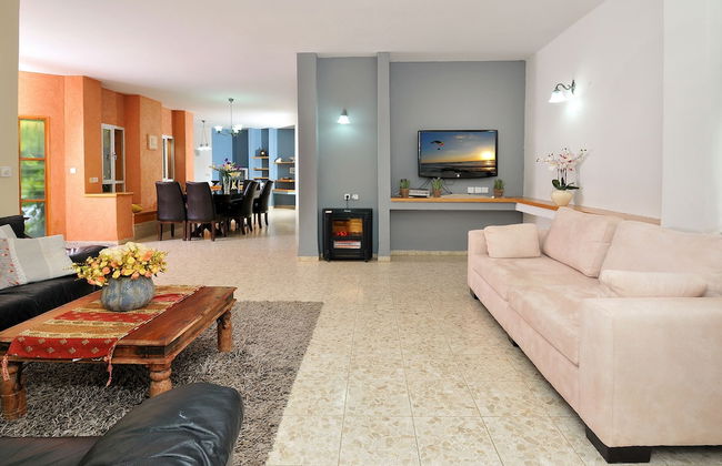 Villa & Lode Bat Galil - Photo 24