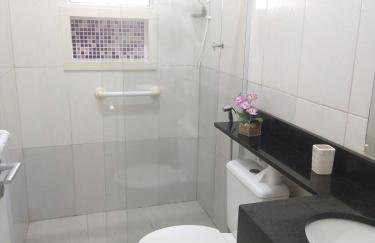 LINDO SOBRADO PERTINHO DA PRAIA - WiFi 600 MEGAS - Foto 53