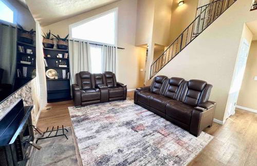 Cozy Cabin in the City of Winnemucca plus GYM - Foto 18