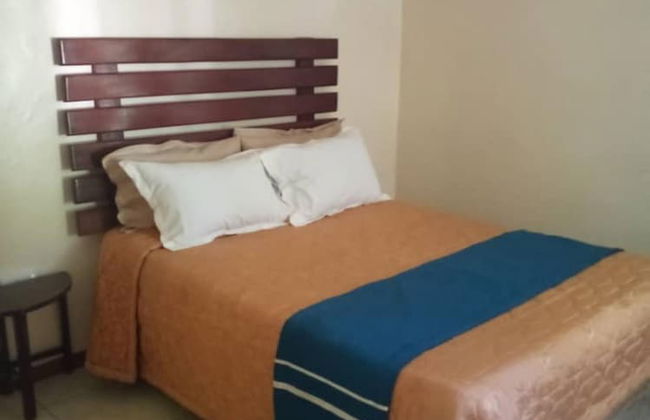 2 bed Guesthouse in Mabelreign - 2012 - Foto 8