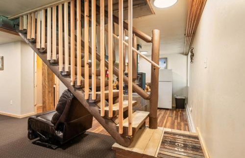 Dog Friendly Mountain Cabin with Hot Tub - Foto 24