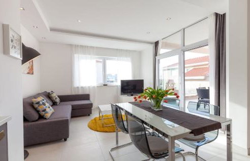 Olive Tree Apartments - Photo 24